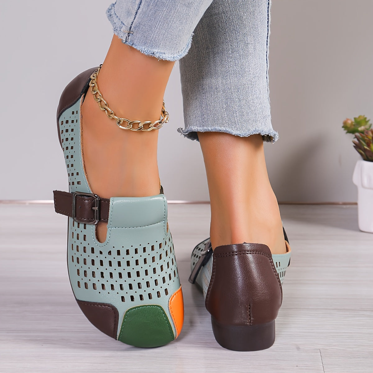 Vibrant Retro Chic Flat Shoes - Breathable, Low-Top, Hollow Out Design, Slip-On, Shallow Mouth, Casual, Comfortable, Soft Upper, Easy Walking Shoes for Women