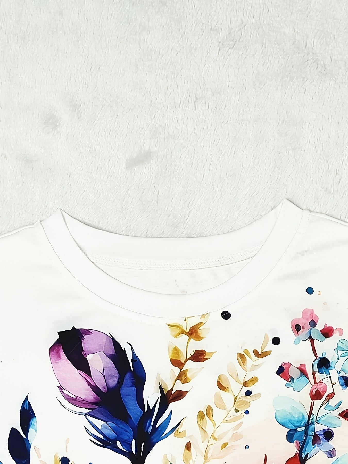 1pc Women'S Floral Print Short Sleeve T-Shirt, Casual Crew Neck Knit Top with Medium Stretch, Polyester and Spandex Blend, Regular Fit for Spring/Fall - Machine Washable