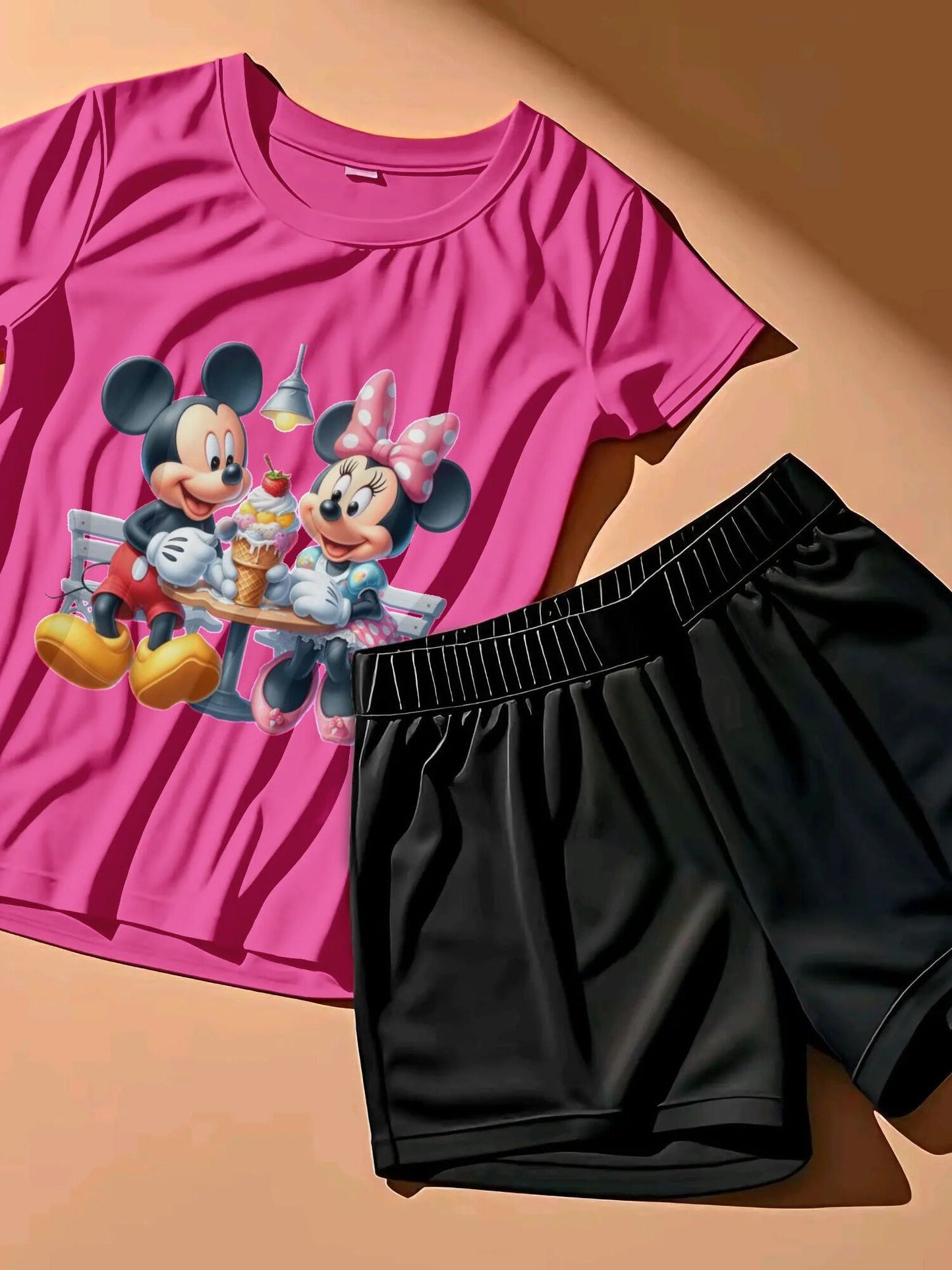 Disney licensed two-piece set, dropped shoulder stitch print short-sleeved T-shirt and shorts, plus-size Women's Mickey Mouse collection,