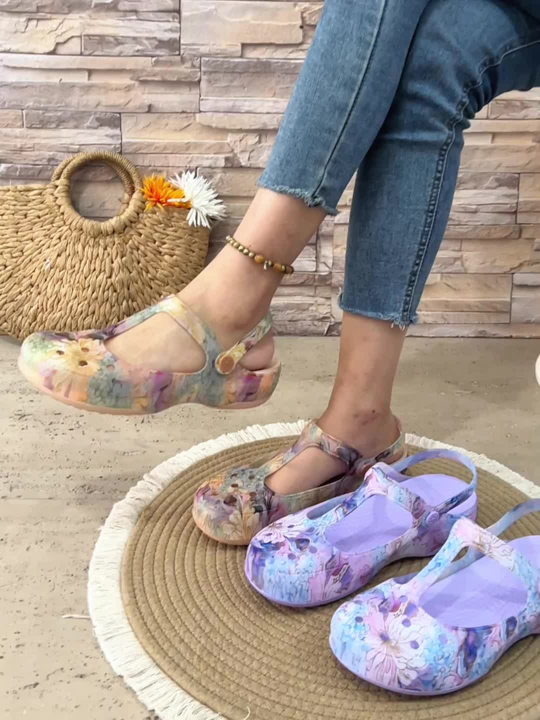 [Floral Jelly Shoes] Lightweight EVA Women's Floral Jelly Shoes | Round Toe Design, Platform Heel for Beach & Poolside, Summer Outings, Vacation Style, Summer Footwear