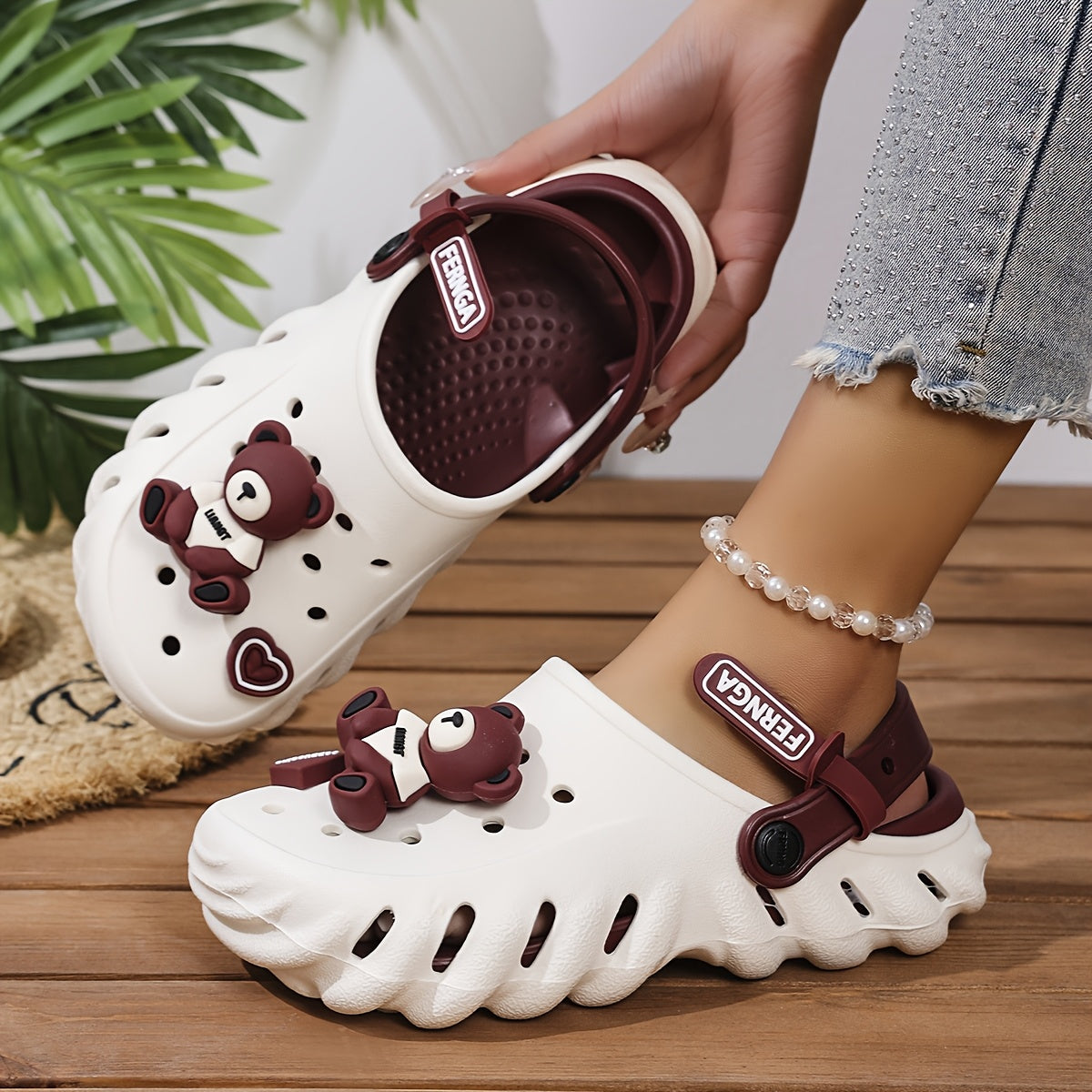 Women's 2025 Platform Clogs Breathable Comfortable Clogs with Cute Bear and Heart Decor Casual Closed-Toe Clogs for Indoor Outdoor Lightweight All-Day Wear