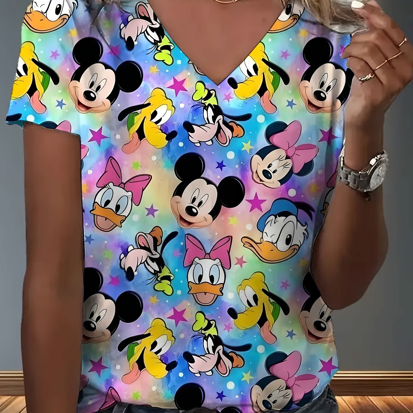[Disney Mickey T-shirt] Disney Mickey V-neck 3D T-shirt | Casual Summer Top, Machine Washable, Versatile Clothing, Durable Print, Short-sleeved